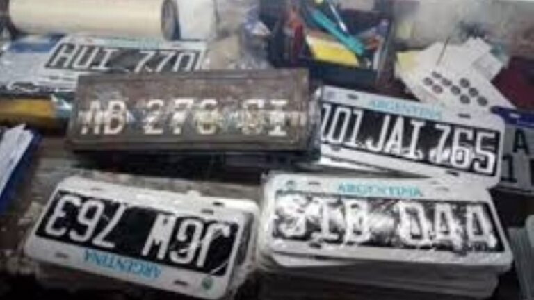 Desarticulan una red que fabricaba y vendía patentes truchas en Buenos Aires y Córdoba