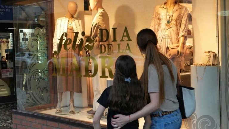 Las ventas por el Día de la Madre 2025 bajaron 3,5% anual