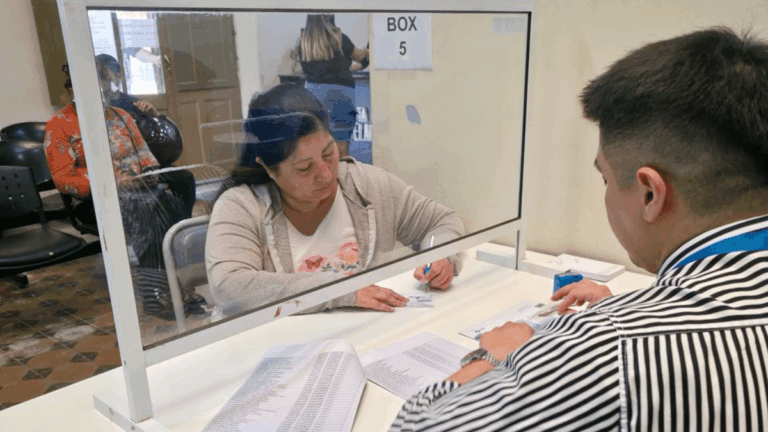 Beneficios del Marcatón para becados: cómo acceder con la nueva tarjeta de crédito