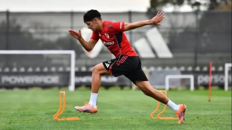 Rivero se entrenó y esperan  por Acuña y Enzo Peréz