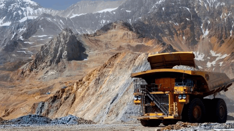 «No somos pelotudos»: los proveedores mineros cruzaron a Sturzenegger