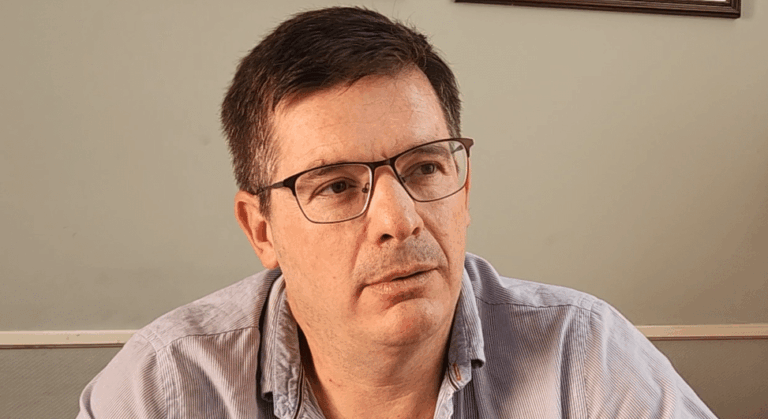 Con más fe que votos: Fernando Navarro ya piensa en el 2027