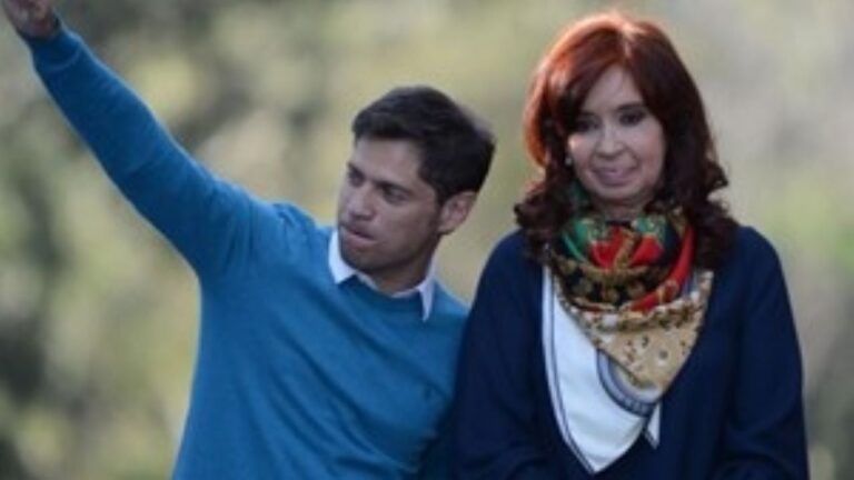El entorno de Kicillof rechazó las críticas de CFK por desdoblar las elecciones