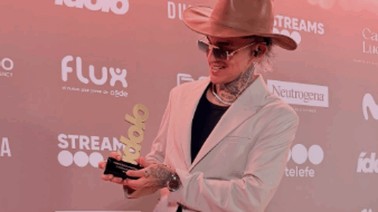 Valentín Vargas ganó un Premio Ídolo por la canción más viral del año