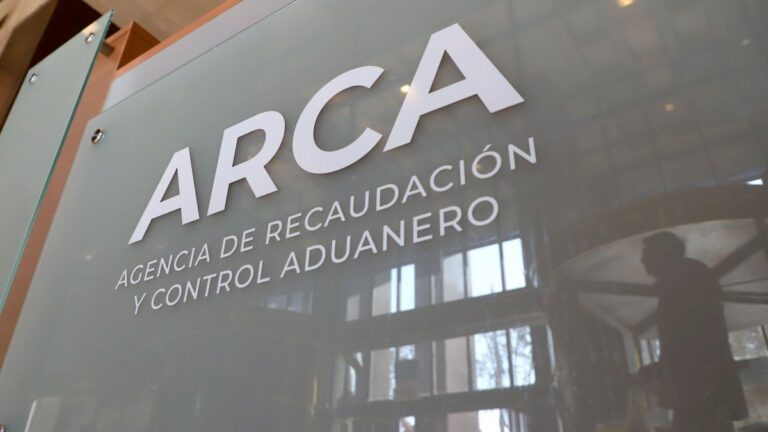 ARCA remata parlantes, PlayStation y televisores desde $15 mil: cómo participar