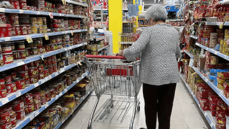 El 90% de los cordobeses se endeudó para comprar alimentos en octubre