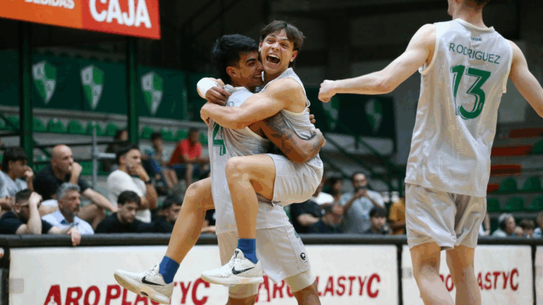 Ferro y Peñarol, dos triunfos agónicos para seguir arriba
