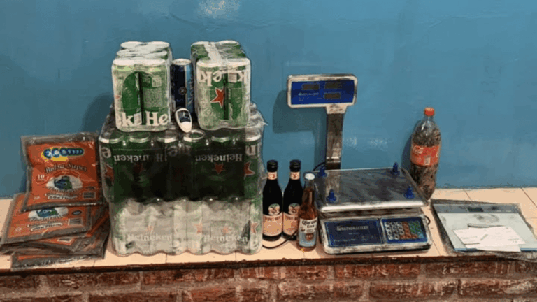 Suspendan la gira: recuperan bebidas y otros elementos sustraídos de una distribuidora