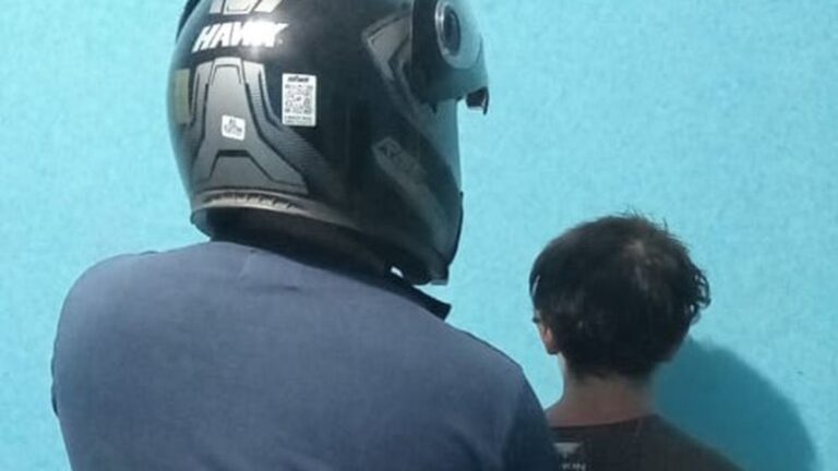 Arrestado por atacar y herir  a machetazos a su primo