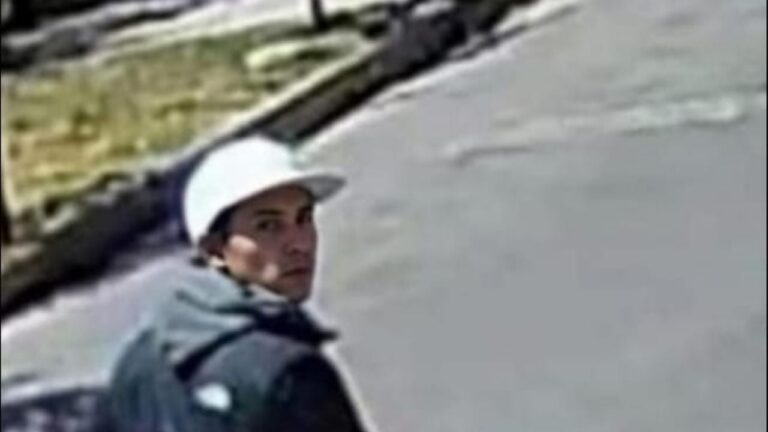 A plena luz del día: bajó, dejó las llaves puestas y le llevaron la camioneta en segundos