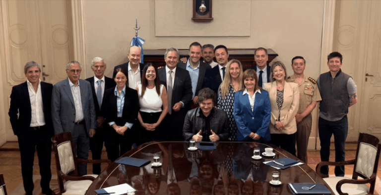 El Consejo de Mayo adelantó al 9 de diciembre el informe final sobre las reformas clave del Gobierno