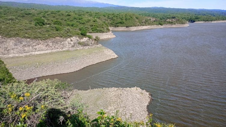Crisis hídrica sin precedentes: anunciaron reducción del riego en tres departamentos de Catamarca