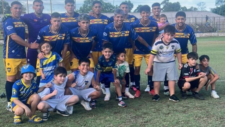 Poli venció a Villa y manda en la serie