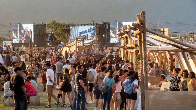 Más de 180 expositores ofrecerán regalos de Navidad en la Feria del Patio