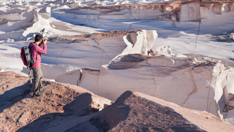 Muchas consultas y pocas reservas  en las agencias  de viajes y turismo
