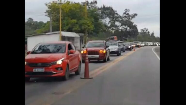 Filas kilométricas en Huacra: El video que muestra el impresionante flujo de vehículos a Catamarca