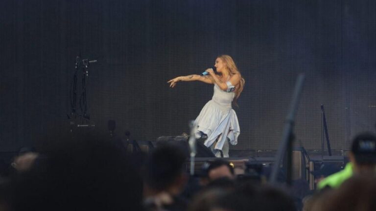 Ángela Torres brilló como telonera de Shakira en Vélez: Estoy muy feliz