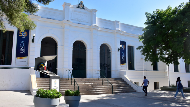 Trabajo Social celebra su día con unas Jornadas de Reflexión en la UNCA