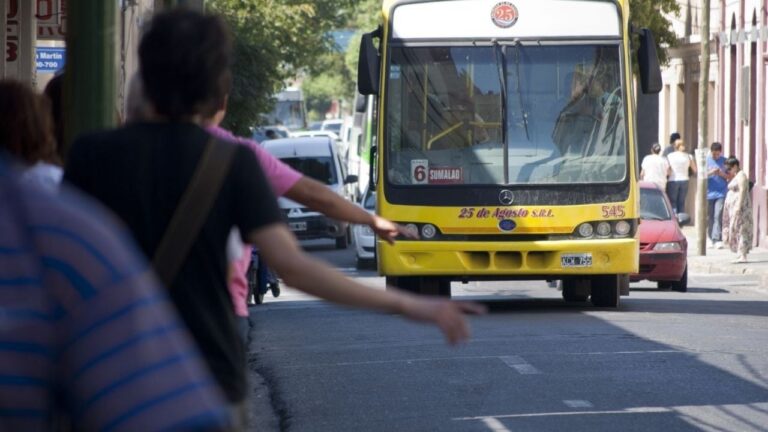 Transporte: se normaliza el servicio, pero con menos frecuencia en algunas líneas
