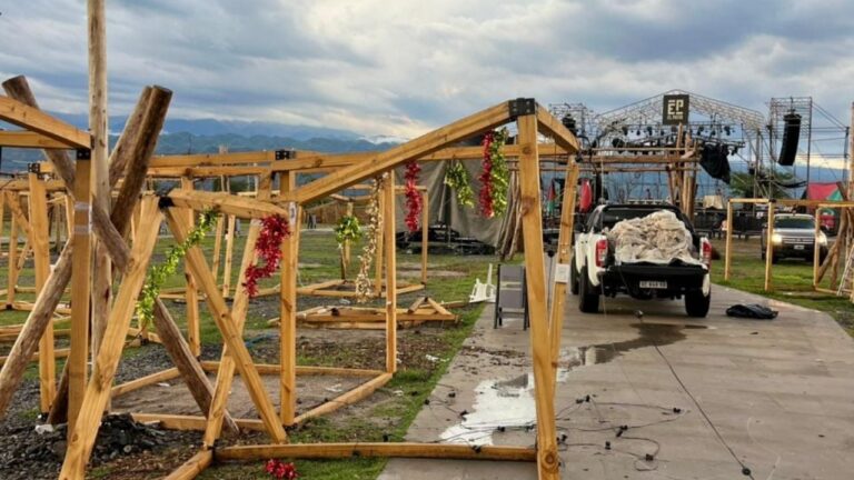 El Gobierno reintegrará el canon a los expositores de la Feria del Patio