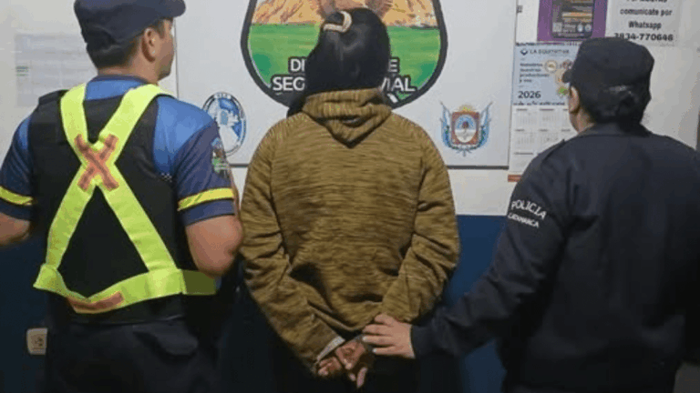Viajaba rumbo a Salta y terminó detenida en Capayán: tenía pedido de captura