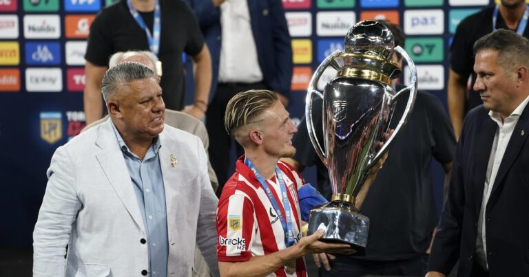 En medio del interés de River, Verón le abrió las puertas a Ascacibar: «Al Ruso lo vamos a acompañar»