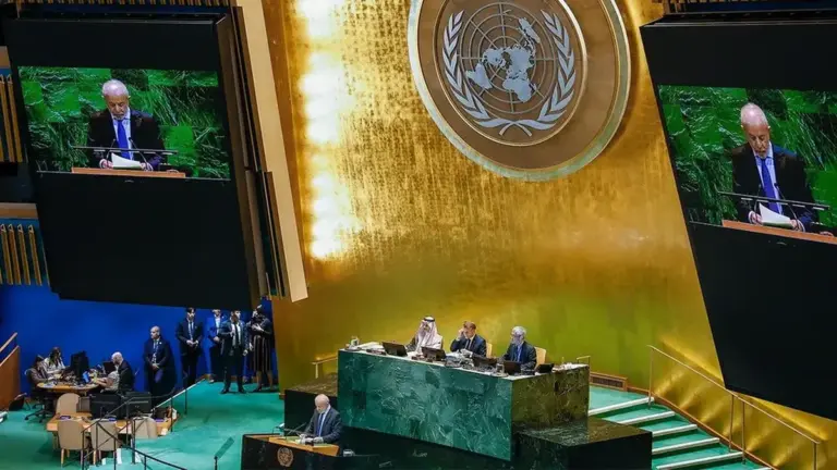 Alineamiento basado en la sumisión a potencias