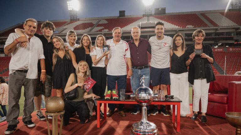 De no creer: el grosero error de Independiente en el homenaje a dos glorias del club