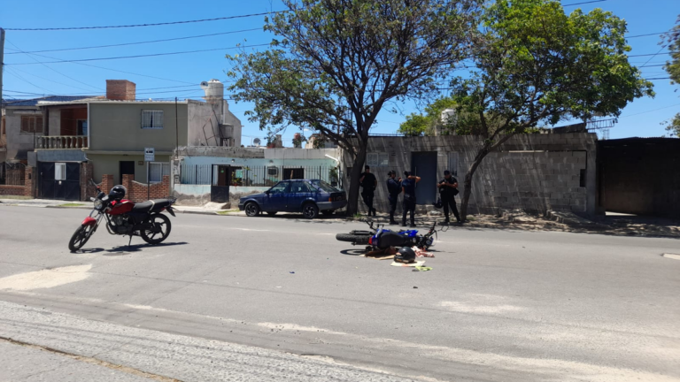 Choque entre dos motos dejó un herido en Parque América
