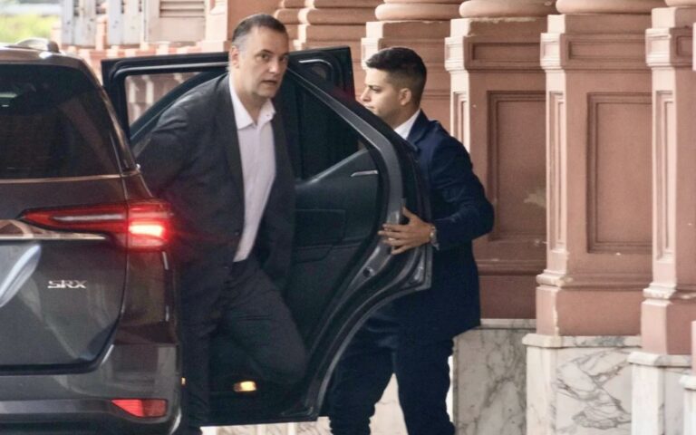 Sin Javier ni Karina Milei, la mesa política se reúne con el foco puesto en el Presupuesto
