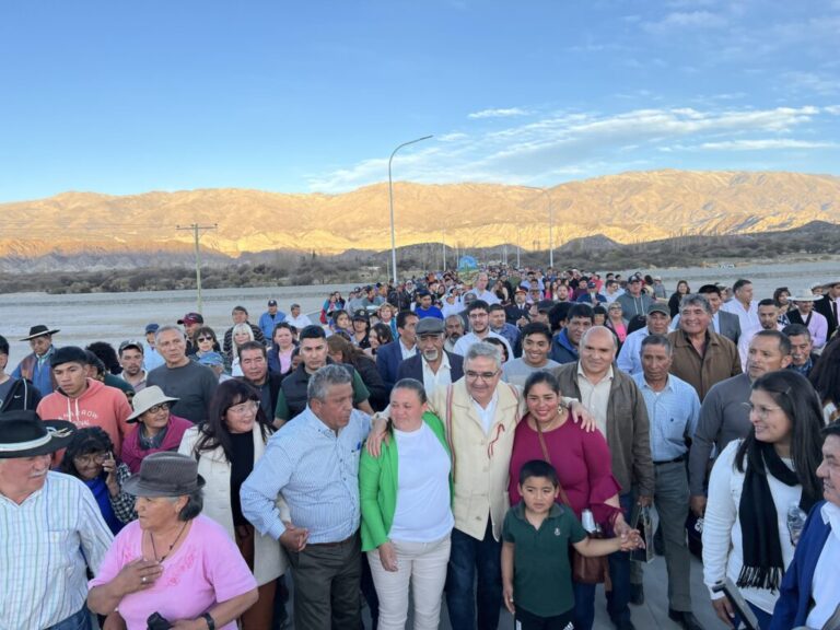 Catamarca cierra el año con avances: 432 mil metros de rutas y caminos, 6 nuevos puentes y 4 nuevas terminales