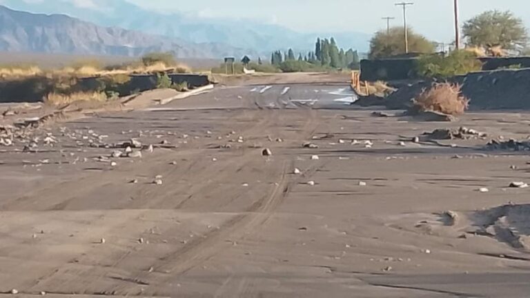 Santa María: por crecida de ríos, transitar con precaución por Ruta 40