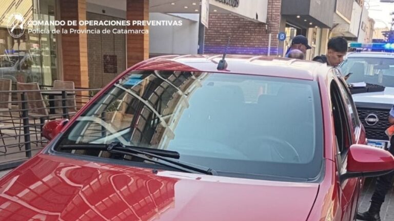 Conducía ebrio en su auto en pleno centro y se lo secuestraron