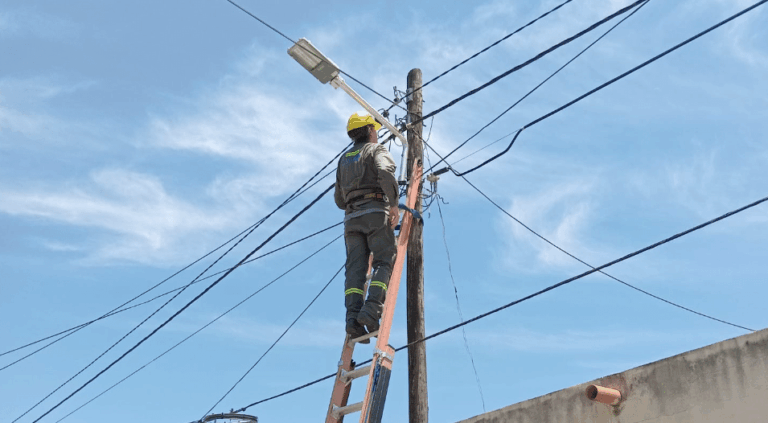 Belén: quedó normalizado el servicio eléctrico tras la falla provocada por el temporal
