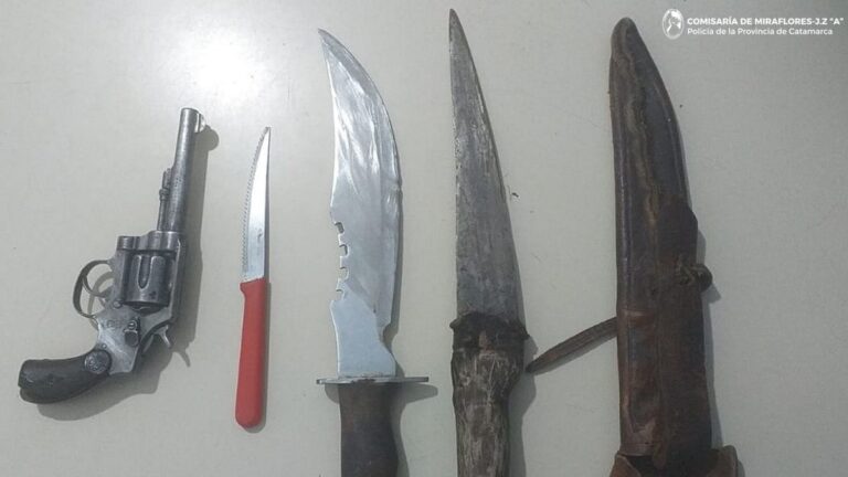 Arrestaron a un joven con un arma de fuego en Miraflores