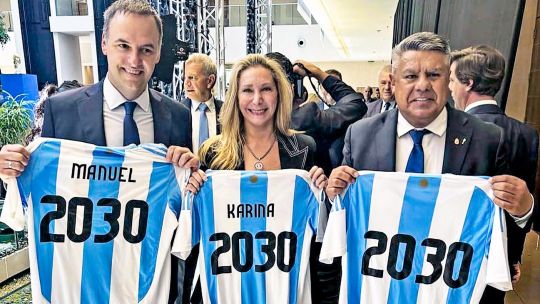 Mundial 2026: el Gobierno financiará la transmisión con publicidad y niega acuerdo con «Chiqui» Tapia
