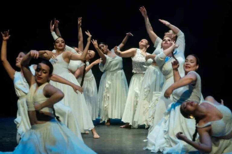 Una compañía catamarqueña representará a la Argentina en una gira internacional de danza en Colombia