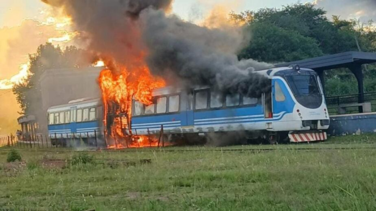 Córdoba: se incendió un vagón del Tren de las Sierras