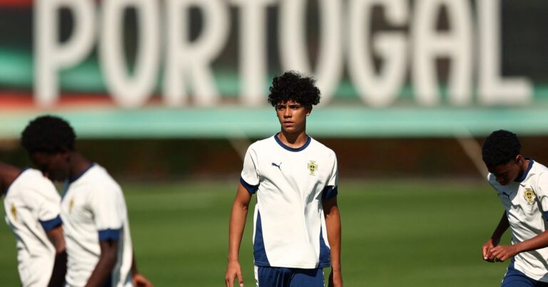 Video: la gran asistencia de taco que metió Cristiano Ronaldo Jr con Portugal