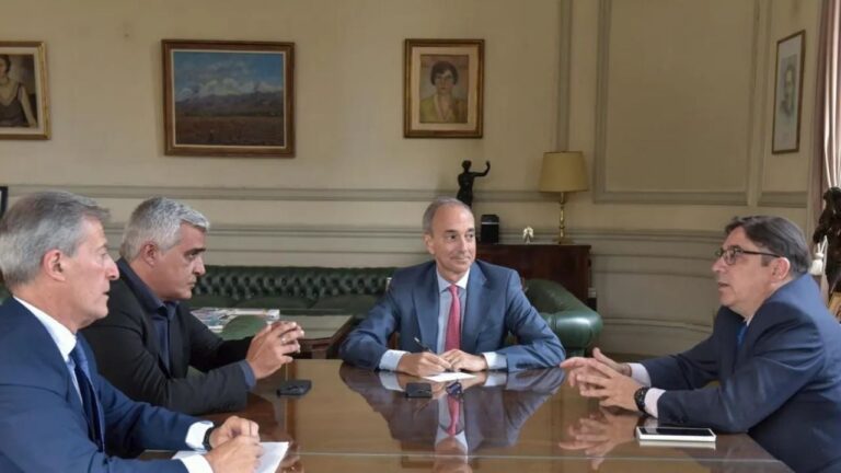 El Gobierno impulsa una nueva ley de financiamiento universitario y busca tratarla en extraordinarias