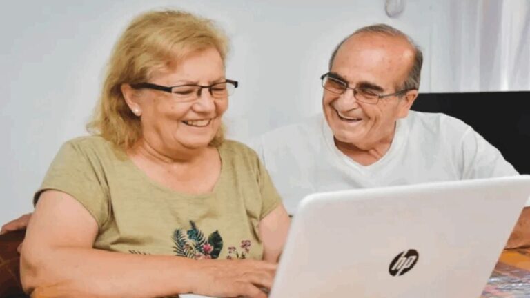 PAMI ofrece a sus afiliados la posibilidad de seguir estudiando de forma gratuita