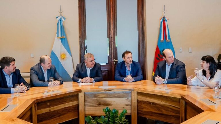 Provincia y la Cámara Minera apuntan a impulsar el desarrollo de proveedores locales