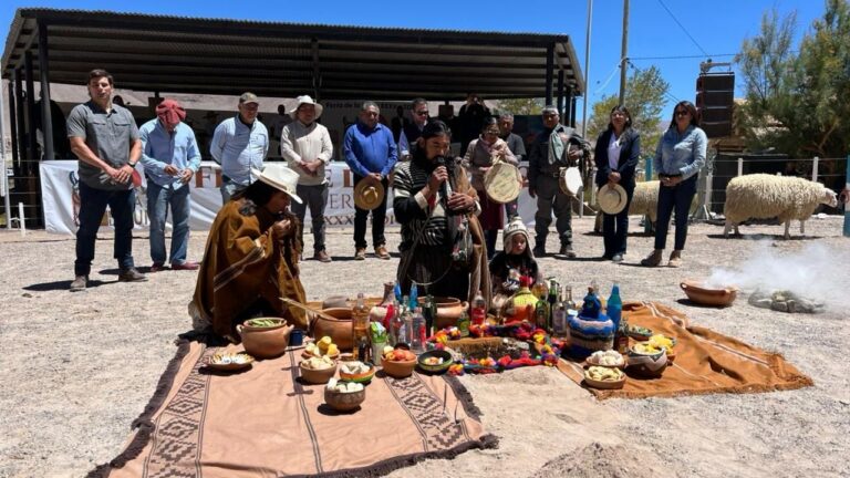 Con una emotiva corpachada, la Feria de la Puna cerró su edición 2026