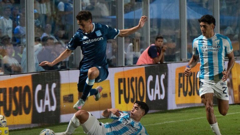 Racing le ganó a Atlético Tucumán de visitante
