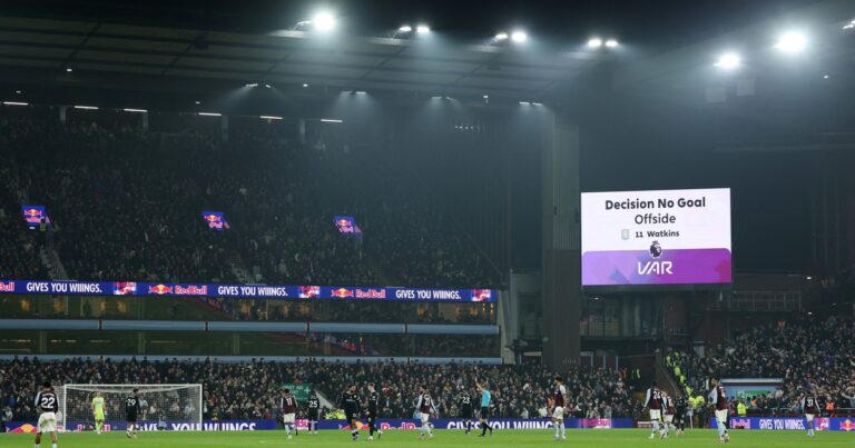 Del gol anulado a Aston Villa al 2-1 de Chelsea: por eso se pide la Ley Wenger