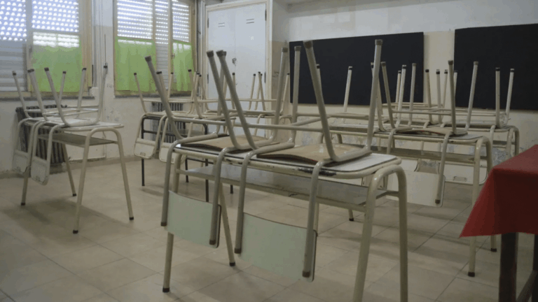 Fracasó la negociación salarial entre el Gobierno de Catamarca y los gremios docentes