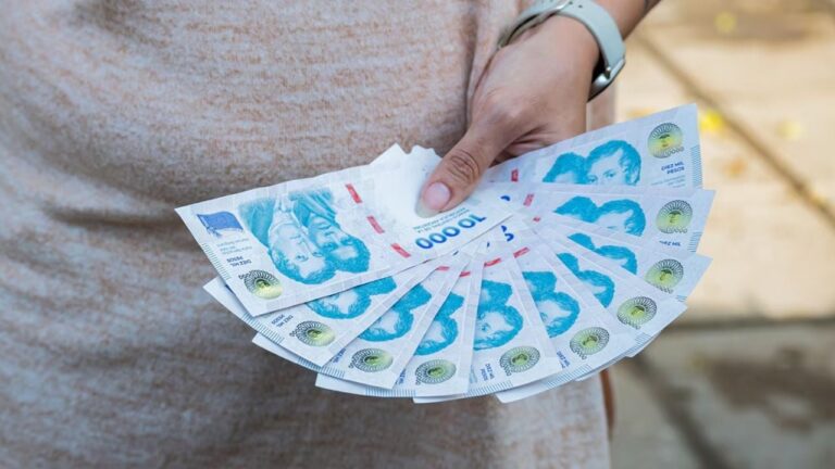 Pagos de ANSES: quiénes cobran esta semana con aumento y bono