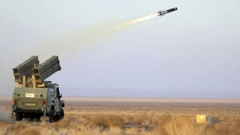 Irán lanzó por primera vez su misil balístico «Sejil» contra Israel