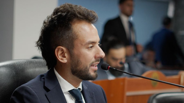 Moreno: «Tenemos que terminar con la ficción jurídica de que todos somos iguales ante la ley»