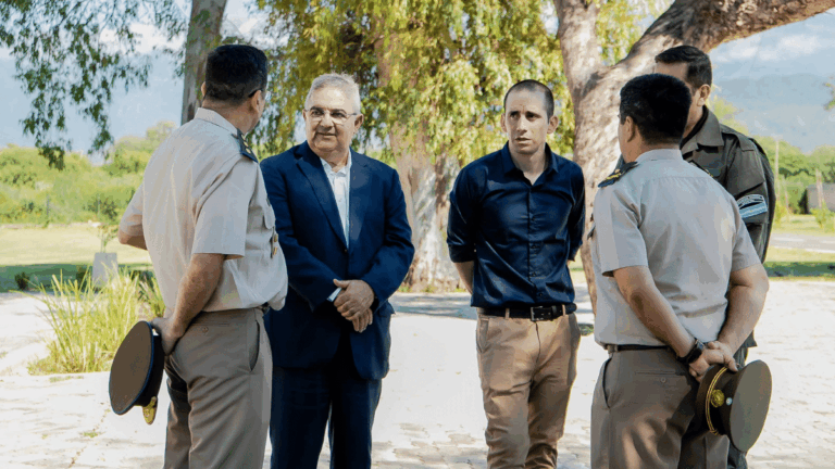 Primer día de Nahuel Gallo en Catamarca: encuentro con Jalil y anuncio de una misa especial